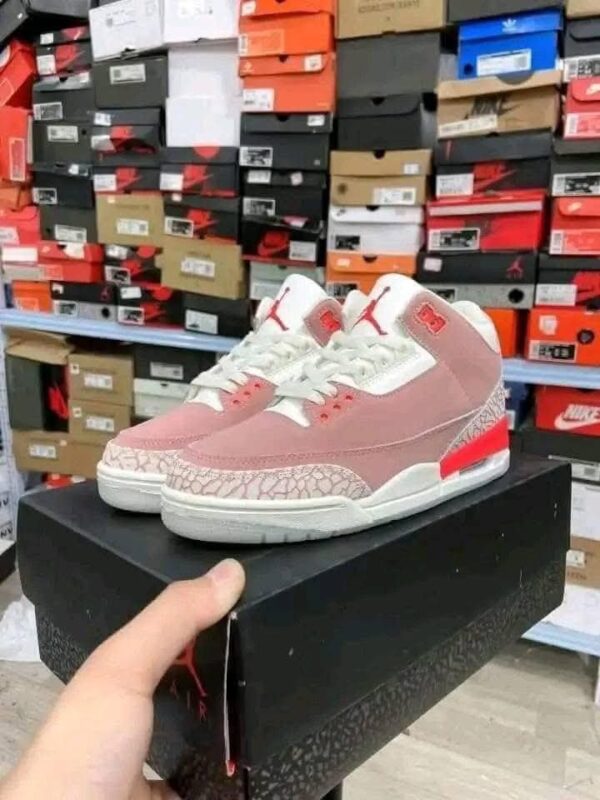 Jordan Shoes Pallet