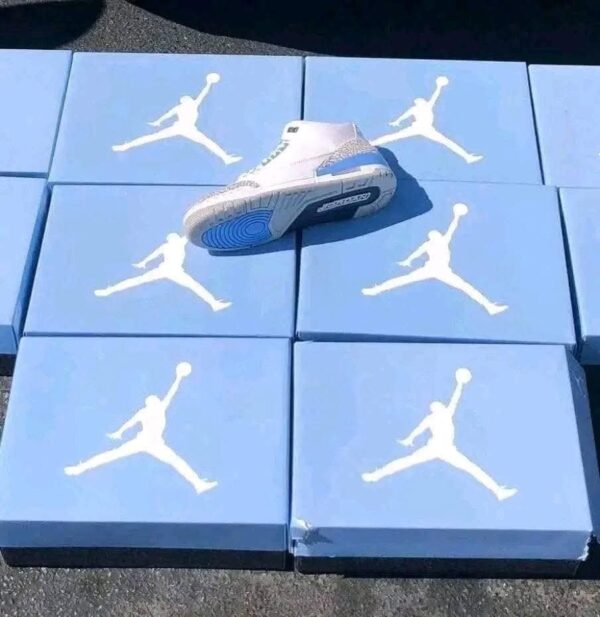 Jordan Shoes Pallet