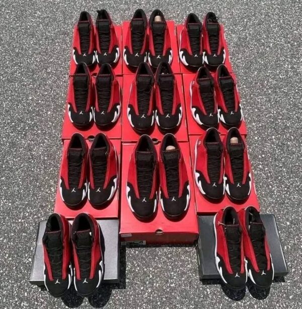 Jordan Shoes Pallet
