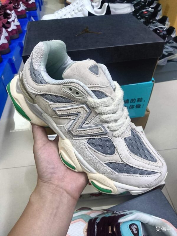 New Balance Shoes Pallet