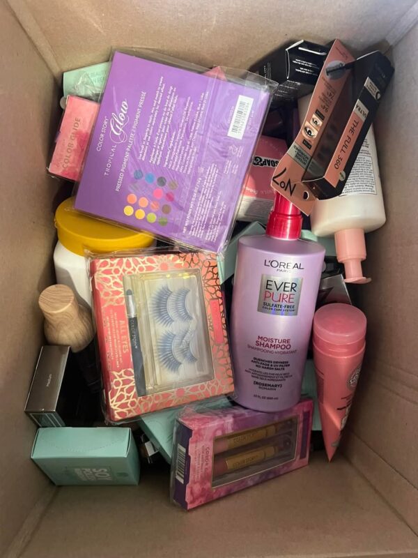 Buy Makeup Mystery Box Pallets
