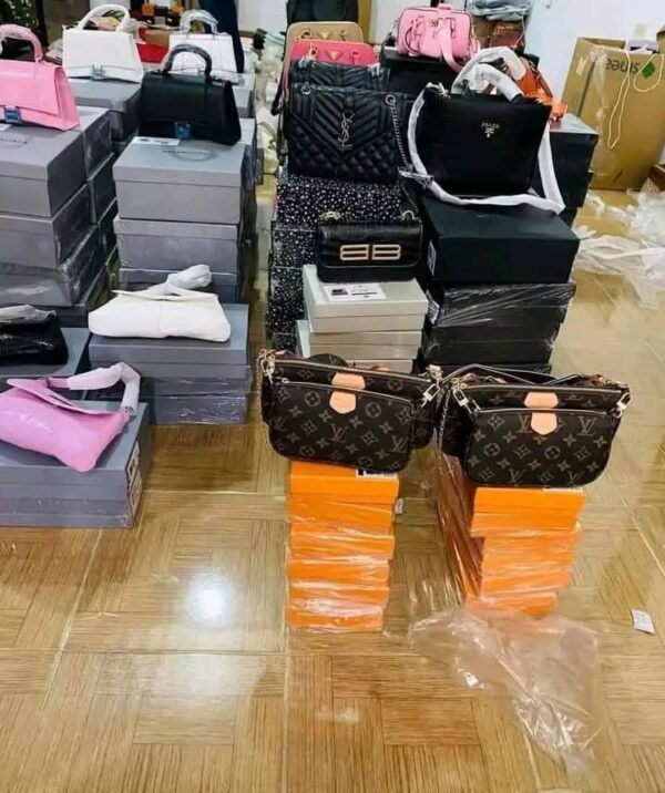 Woman Bags & Purse Pallets