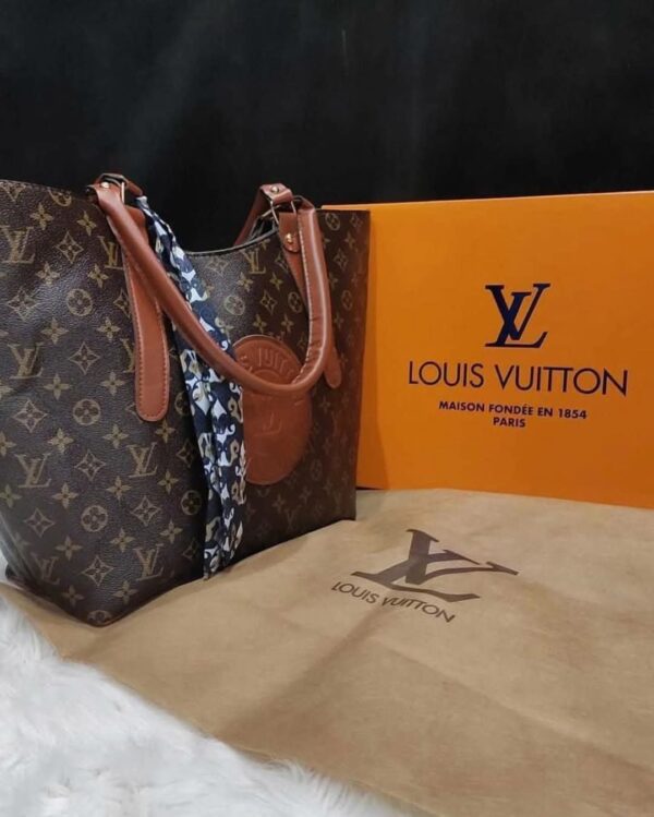 Woman Bags & Purse Pallets