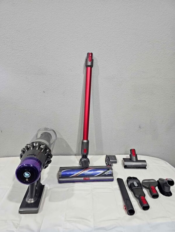 Dyson Stick Vacuum Cleaner – Full Pallet (60 Units)