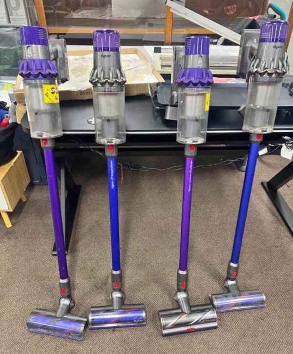 Dyson Stick Vacuum Cleaner – Full Pallet (60 Units)