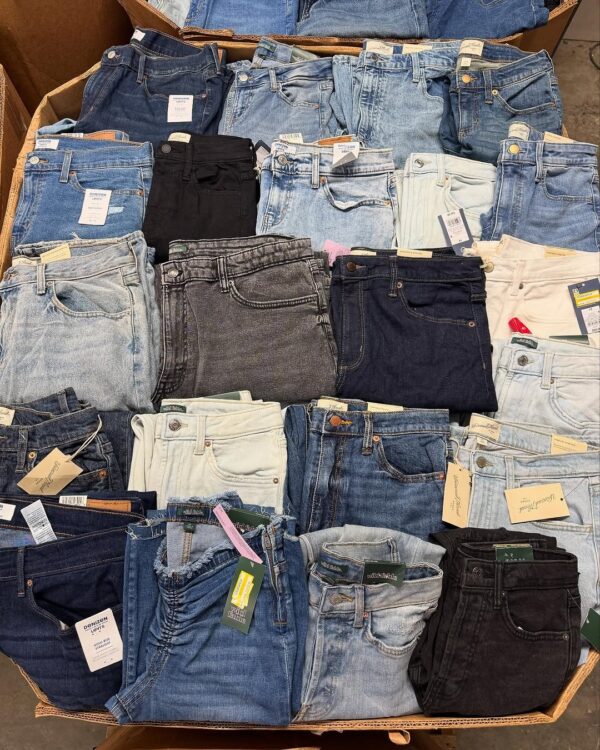 Wholesale Pallet of Women’s Jeans