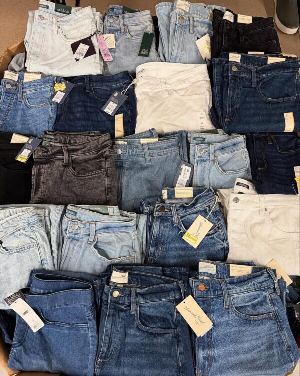 Wholesale Pallet of Women’s Jeans