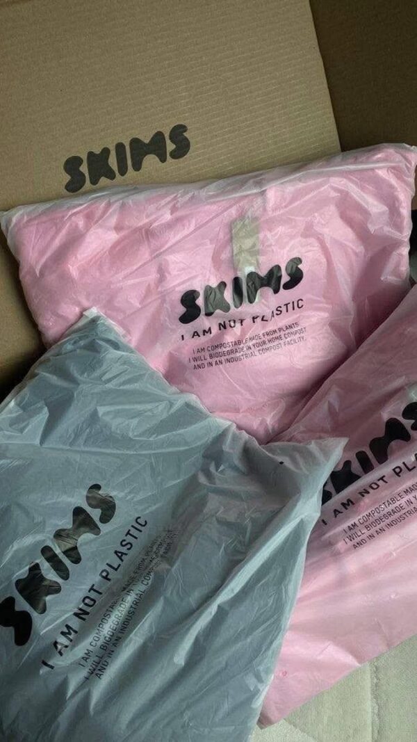 SKIM CLOTHING PALLET