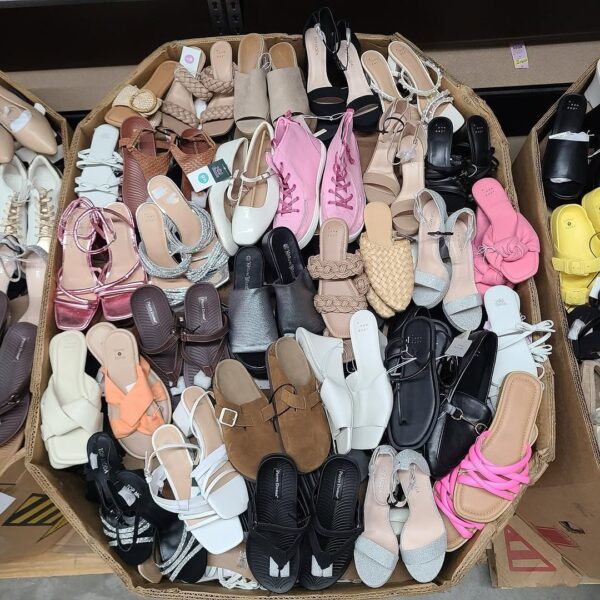 TARGET WOMEN’S SHOE PALLETS