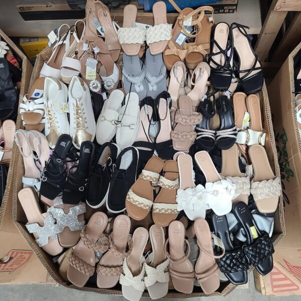 TARGET WOMEN’S SHOE PALLETS