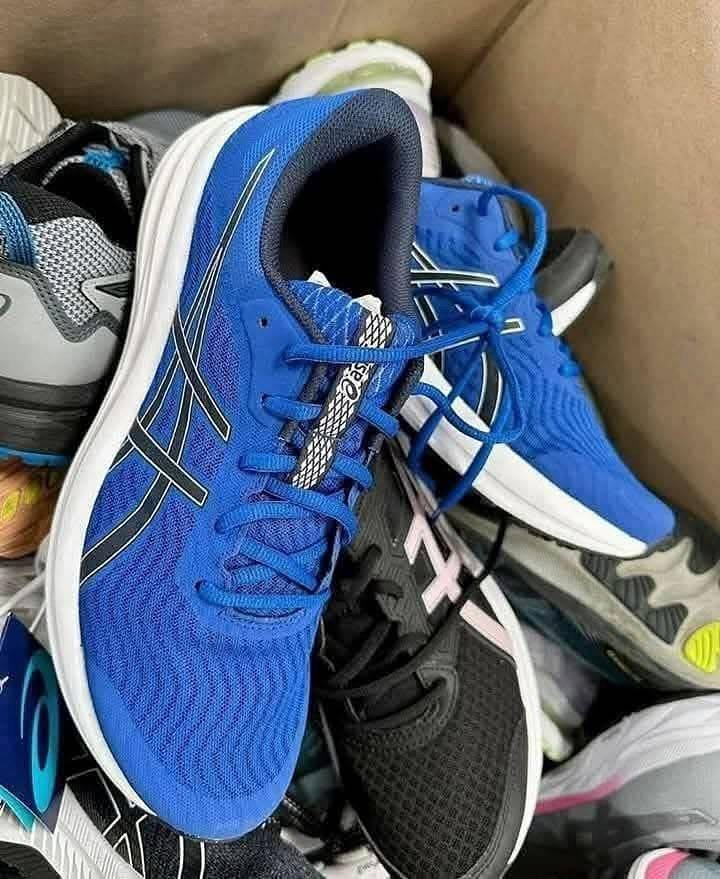 ASICS SHOES PALLET