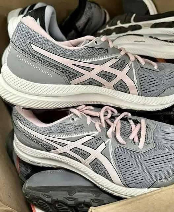 ASICS SHOES PALLET