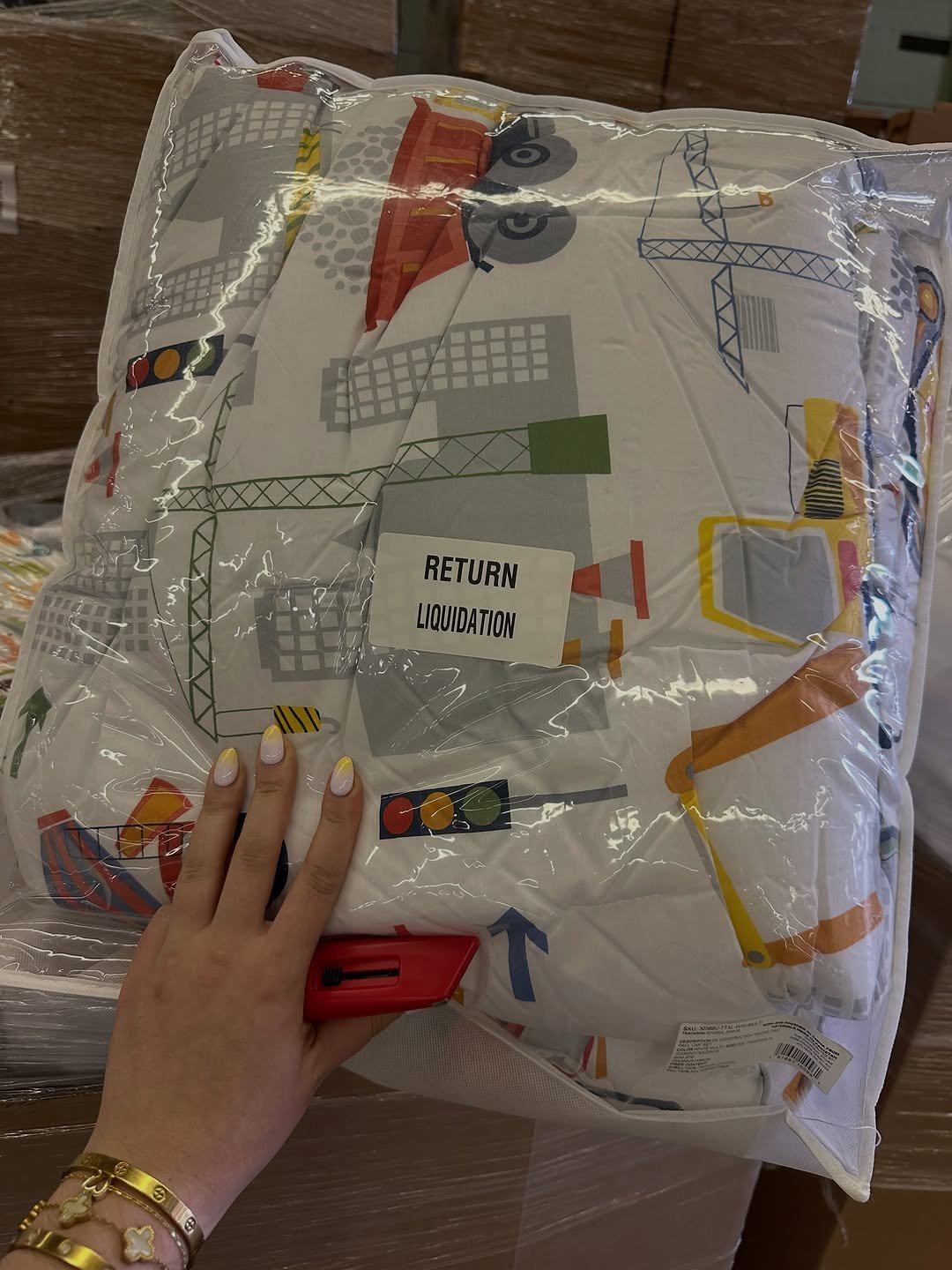 Company Store Bedding & Home Liquidation Pallets