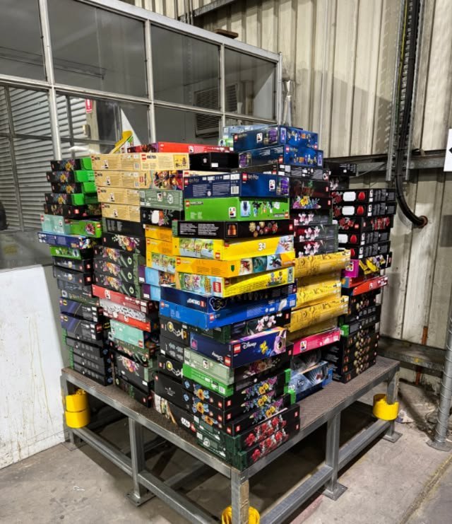LEGO PALLET